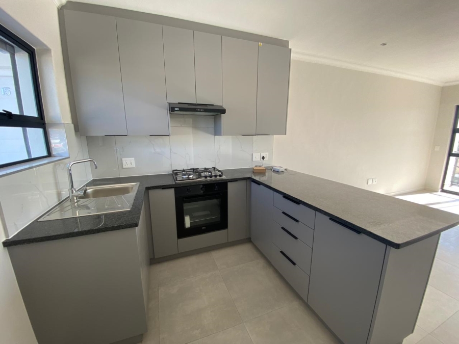 2 Bedroom Property for Sale in Table View Western Cape